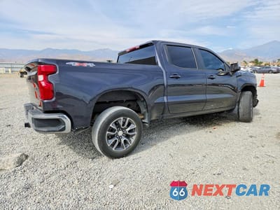 Trzecie zdjęcie samochodu z tyłu: 2022 CHEVROLET SILVERADO K1500 LT VIN:1GCUDDED7NZ584361 - miniatura
