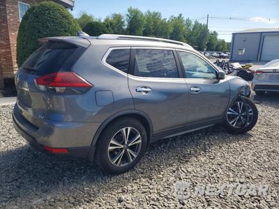 Trzecie zdjęcie samochodu z tyłu: 2019 NISSAN ROGUE SV VIN:JN8AT2MT5KW267862 - miniatura