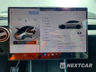 Zdjęcie 9 z 14 samochodu: 2026 TESLA MODEL Y VIN:7SAYGDED5TA664639 - miniatura