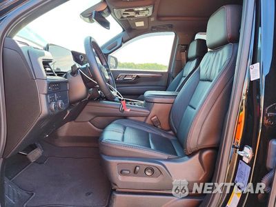 Zdjęcie 7 z 13 samochodu: 2025 CHEVROLET SUBURBAN K1500 RST VIN:1GNS6ERD8SR385727 - miniatura