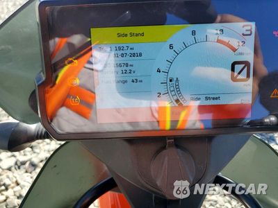 Zdjęcie 7 z 9 samochodu: 2021 KTM 890 ADVENTURE R VIN:VBKTR6409MM810093 - miniatura
