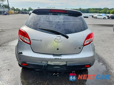 Zdjęcie 6 z 12 samochodu: 2011 MAZDA MAZDA2 VIN:JM1DE1HY5B0102237 - miniatura