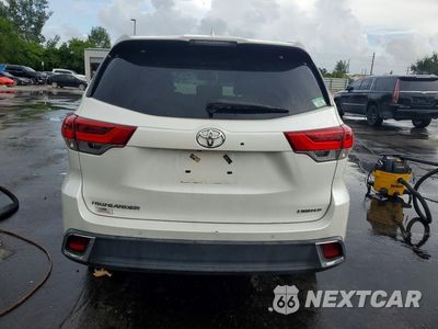 Zdjęcie 6 z 12 samochodu: 2019 TOYOTA HIGHLANDER LIMITED VIN:5TDYZRFH2KS295077 - miniatura