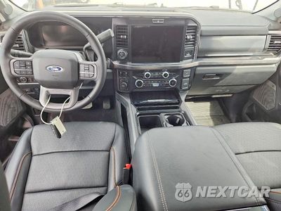 Zdjęcie 8 z 12 samochodu: 2026 FORD F450 SUPER DUTY VIN:1FT8W4DM6TED70902 - miniatura