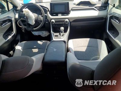 Zdjęcie 8 z 13 samochodu: 2019 TOYOTA RAV4 XLE VIN:2T3W1RFV3KW007442 - miniatura