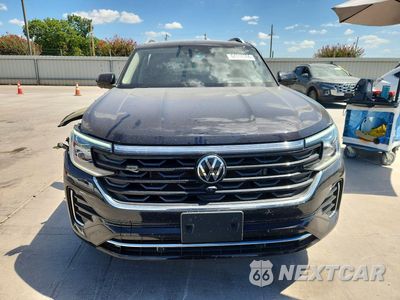 Piąte zdjęcie samochodu w środku: 2024 VOLKSWAGEN ATLAS SEL PREMIUM R-LINE VIN:1V2FR2CA7RC572936 - miniatura