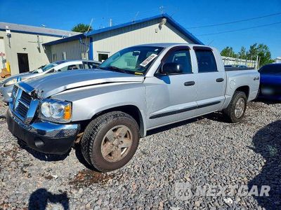 2005 DODGE DAKOTA QUAD SLT 1D7HW48N25S152176 - główne zdjęcie licytacji z USA - miniatura