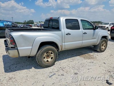 Trzecie zdjęcie samochodu z tyłu: 2005 TOYOTA TACOMA DOUBLE CAB PRERUNNER VIN:5TEJU62N95Z047457 - miniatura