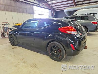 Drugie zdjęcie samochodu z przodu: 2013 HYUNDAI VELOSTER BASE VIN:KMHTC6AD9DU162339 - miniatura