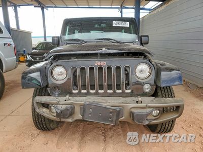 Piąte zdjęcie samochodu w środku: 2017 JEEP WRANGLER UNLIMITED SAHARA VIN:1C4BJWEG5HL564672 - miniatura