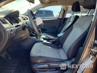 Zdjęcie 7 z 13 samochodu: 2017 VOLKSWAGEN JETTA S VIN:3VW2B7AJ2HM361691 - miniatura