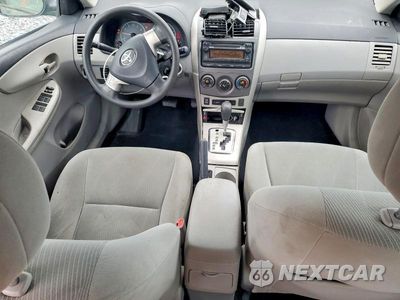 Zdjęcie 8 z 12 samochodu: 2012 TOYOTA COROLLA LE VIN:5YFBU4EE7CP017770 - miniatura