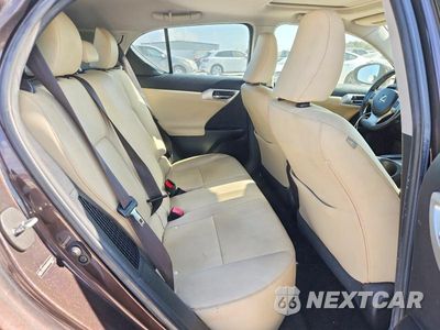 Zdjęcie 10 z 12 samochodu: 2011 LEXUS CT 200 VIN:JTHKD5BH6B2008297 - miniatura