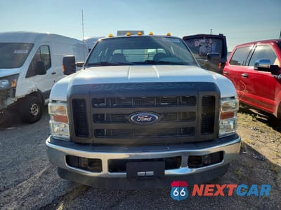 Piąte zdjęcie samochodu w środku: 2010 FORD F250 SUPER DUTY VIN:1FTSW2B5XAEA05867 - miniatura