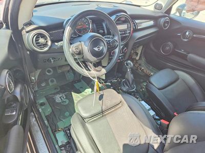 Zdjęcie 8 z 12 samochodu: 2015 MINI COOPER S VIN:WMWXP7C52F2A39891 - miniatura
