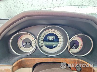 Zdjęcie 9 z 12 samochodu: 2014 MERCEDES-BENZ E 350 VIN:WDDHF5KB6EA848209 - miniatura