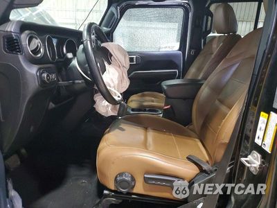 Zdjęcie 7 z 13 samochodu: 2020 JEEP WRANGLER UNLIMITED SAHARA VIN:1C4HJXEN1LW153405 - miniatura