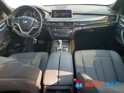 Zdjęcie 8 z 13 samochodu: 2017 BMW X5 SDRIVE35I VIN:5UXKR2C34H0U21875 - miniatura