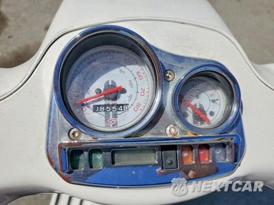 Zdjęcie 7 z 9 samochodu: 2009 VESPA LX 150 VIN:ZAPM448F095602725 - miniatura