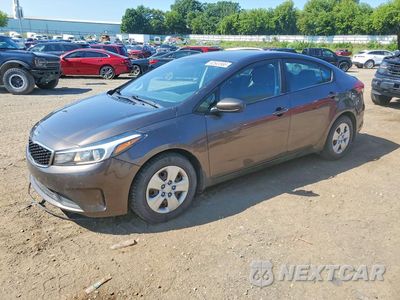 2017 KIA FORTE LX 3KPFK4A7XHE150319 - główne zdjęcie licytacji z USA - miniatura