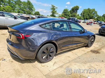 Trzecie zdjęcie samochodu z tyłu: 2024 TESLA MODEL 3 VIN:5YJ3E1EA9RF769469 - miniatura