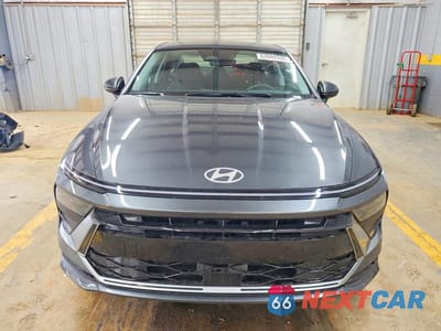 Piąte zdjęcie samochodu w środku: 2026 HYUNDAI SONATA HYBRID BLUE VIN:KMHL24JJ3TA162494 - miniatura