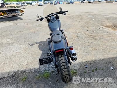 Czwarte zdjęcie samochodu z boku: 2018 HARLEY-DAVIDSON FXFBS FAT BOB 114 VIN:1HD1YLK1XJC080409 - miniatura