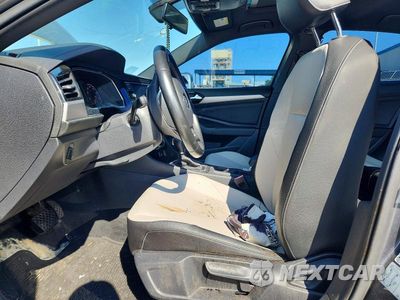 Zdjęcie 7 z 12 samochodu: 2019 VOLKSWAGEN JETTA S VIN:3VWC57BU9KM076188 - miniatura