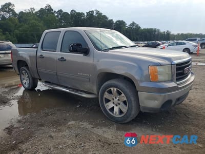 Czwarte zdjęcie samochodu z boku: 2008 GMC SIERRA C1500 VIN:3GTEC13J18G311645 - miniatura