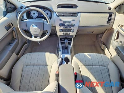 Zdjęcie 8 z 12 samochodu: 2008 FORD FOCUS SE VIN:1FAHP35N18W182665 - miniatura