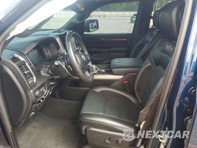 Zdjęcie 7 z 13 samochodu: 2023 RAM 1500 LARAMIE VIN:1C6RREJT0PN670445 - miniatura