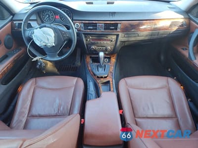 Zdjęcie 8 z 12 samochodu: 2008 BMW 328 XI VIN:WBAVC93558K044582 - miniatura