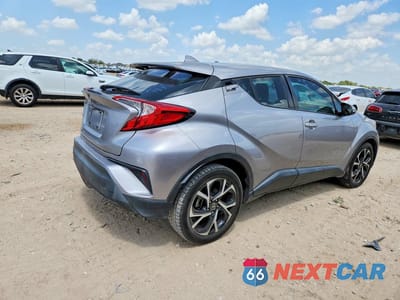 Trzecie zdjęcie samochodu z tyłu: 2018 TOYOTA C-HR XLE PREMIUM VIN:NMTKHMBX2JR039964 - miniatura