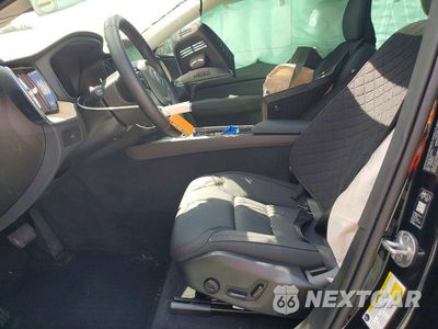 Zdjęcie 7 z 13 samochodu: 2026 VOLVO XC60 PLUS VIN:YV4M12RC1T1287819 - miniatura