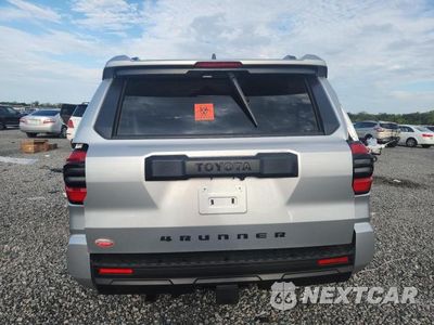 Zdjęcie 6 z 13 samochodu: 2026 TOYOTA 4RUNNER SR5 VIN:JTEVA5BR9T5126016 - miniatura
