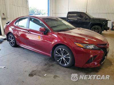 Czwarte zdjęcie samochodu z boku: 2018 TOYOTA CAMRY SE VIN:4T1B11HK8JU661086 - miniatura