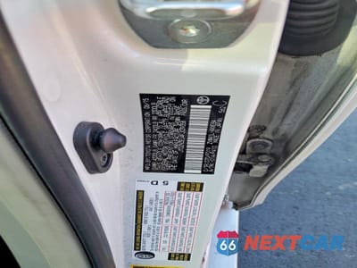 Zdjęcie 12 z 12 samochodu: 2015 TOYOTA PRIUS V TWO VIN:JTDZN3EU4FJ039358 - miniatura