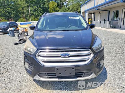 Piąte zdjęcie samochodu w środku: 2018 FORD ESCAPE SE VIN:1FMCU9GD6JUB76085 - miniatura