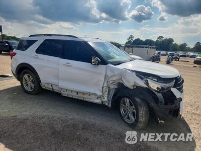 Czwarte zdjęcie samochodu z boku: 2021 FORD EXPLORER XLT VIN:1FMSK7DH0MGA77083 - miniatura