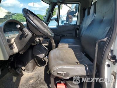 Zdjęcie 7 z 13 samochodu: 2017 INTERNATIONAL 4300 BOX TRUCK VIN:1HTMMMMM9HH519607 - miniatura