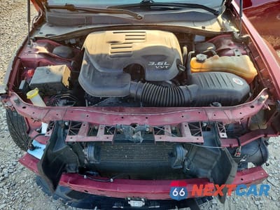 Zdjęcie 11 z 13 samochodu: 2018 CHRYSLER 300 S VIN:2C3CCAGG9JH331092 - miniatura