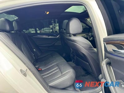 Zdjęcie 13 z 14 samochodu: 2020 BMW 530 I VIN:WBAJR3C06LCD80214 - miniatura
