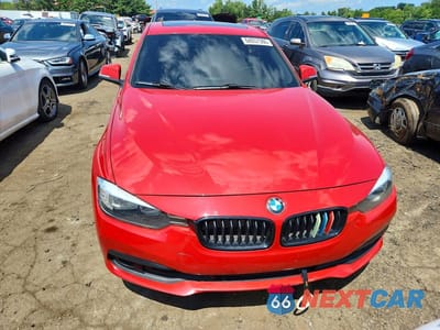 Piąte zdjęcie samochodu w środku: 2016 BMW 320 XI VIN:WBA8A3C51GK551414 - miniatura