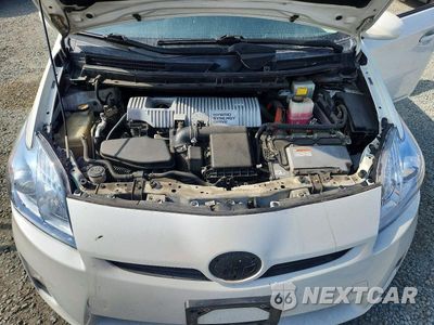 Zdjęcie 11 z 12 samochodu: 2011 TOYOTA PRIUS TWO VIN:JTDKN3DU3B1473137 - miniatura