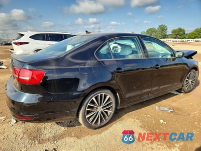 Trzecie zdjęcie samochodu z tyłu: 2015 VOLKSWAGEN JETTA SE VIN:3VWD17AJXFM221591 - miniatura
