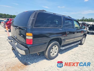 Trzecie zdjęcie samochodu z tyłu: 2004 CHEVROLET SUBURBAN C1500 VIN:1GNEC16Z74J313207 - miniatura