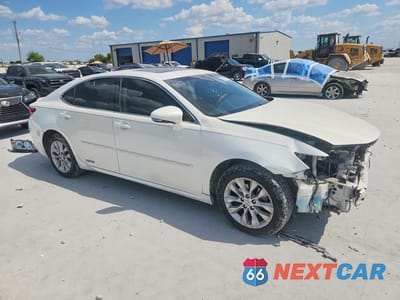 Czwarte zdjęcie samochodu z boku: 2013 LEXUS ES 300H VIN:JTHBW1GG5D2023332 - miniatura