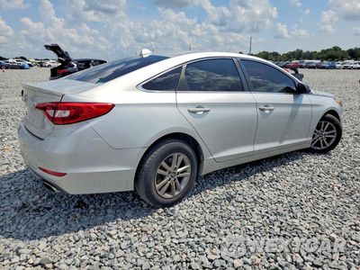Trzecie zdjęcie samochodu z tyłu: 2015 HYUNDAI SONATA SE VIN:5NPE24AF2FH135812 - miniatura