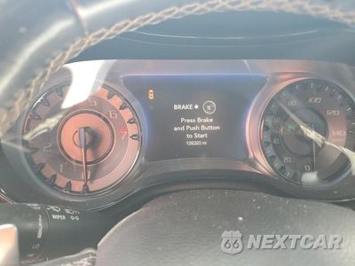 Zdjęcie 9 z 12 samochodu: 2015 CHRYSLER 300 S VIN:2C3CCABG0FH802836 - miniatura