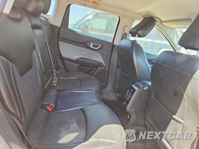 Zdjęcie 11 z 14 samochodu: 2022 JEEP COMPASS LATITUDE VIN:3C4NJDBB3NT142183 - miniatura